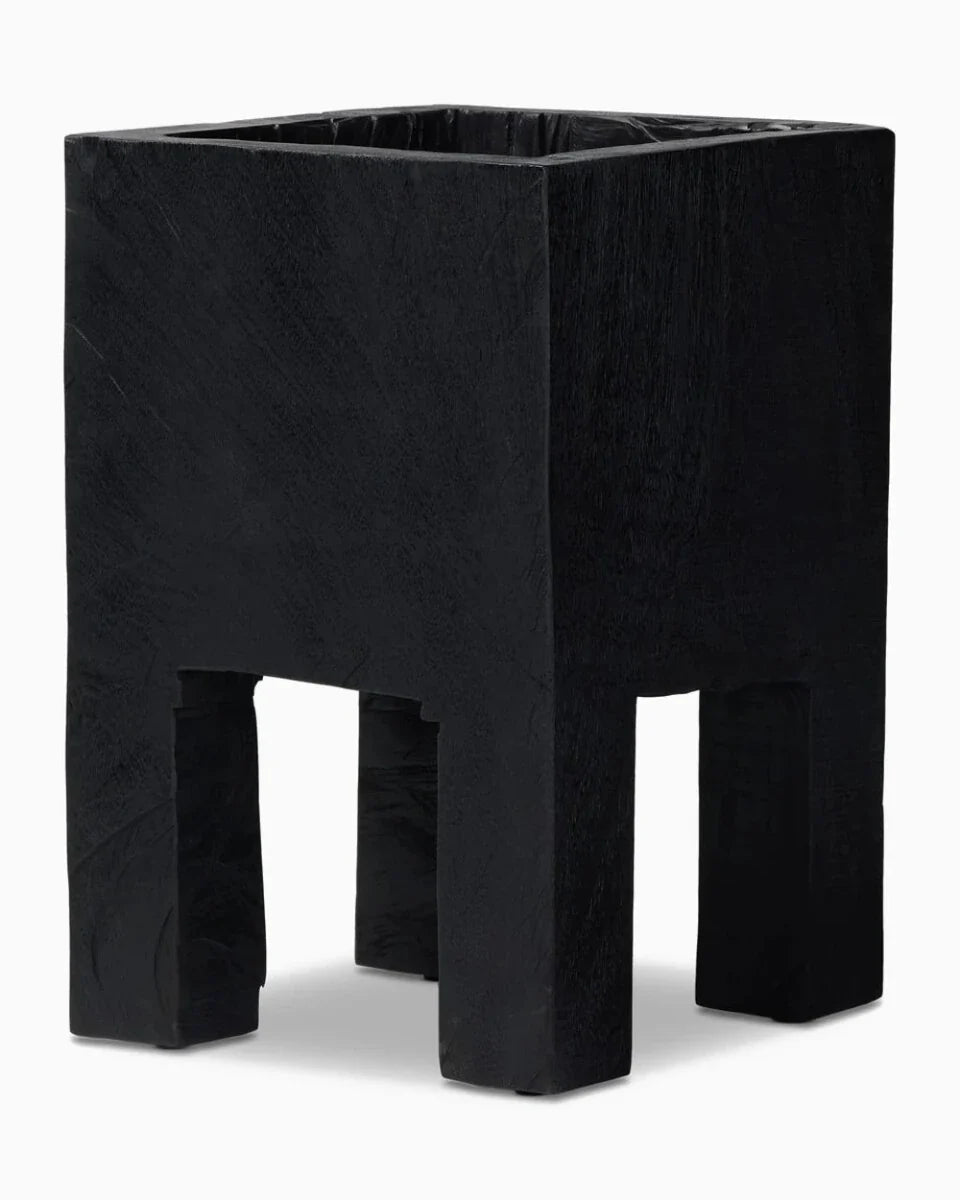 Tora Planter