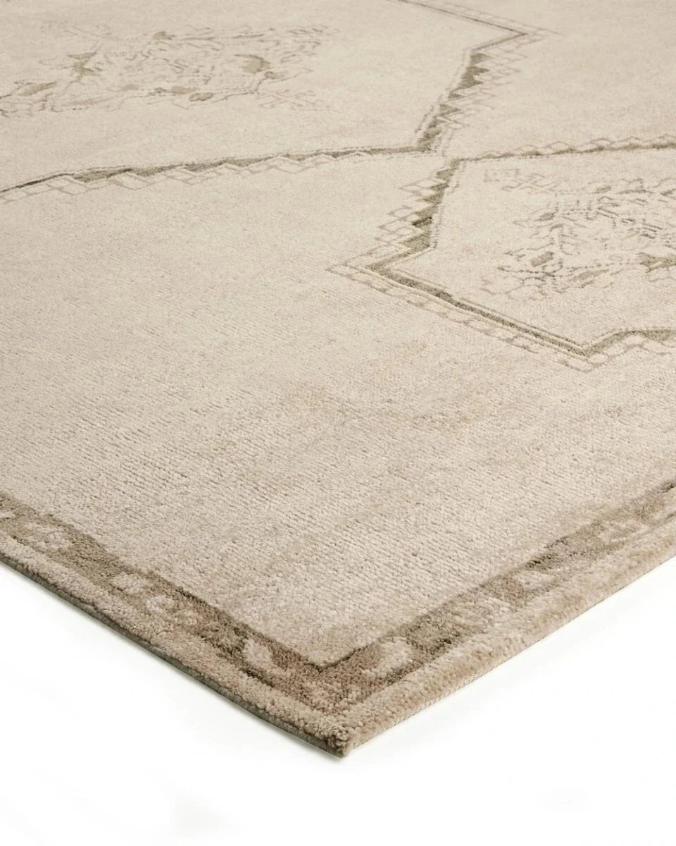 Astana Hand-Knotted Rug