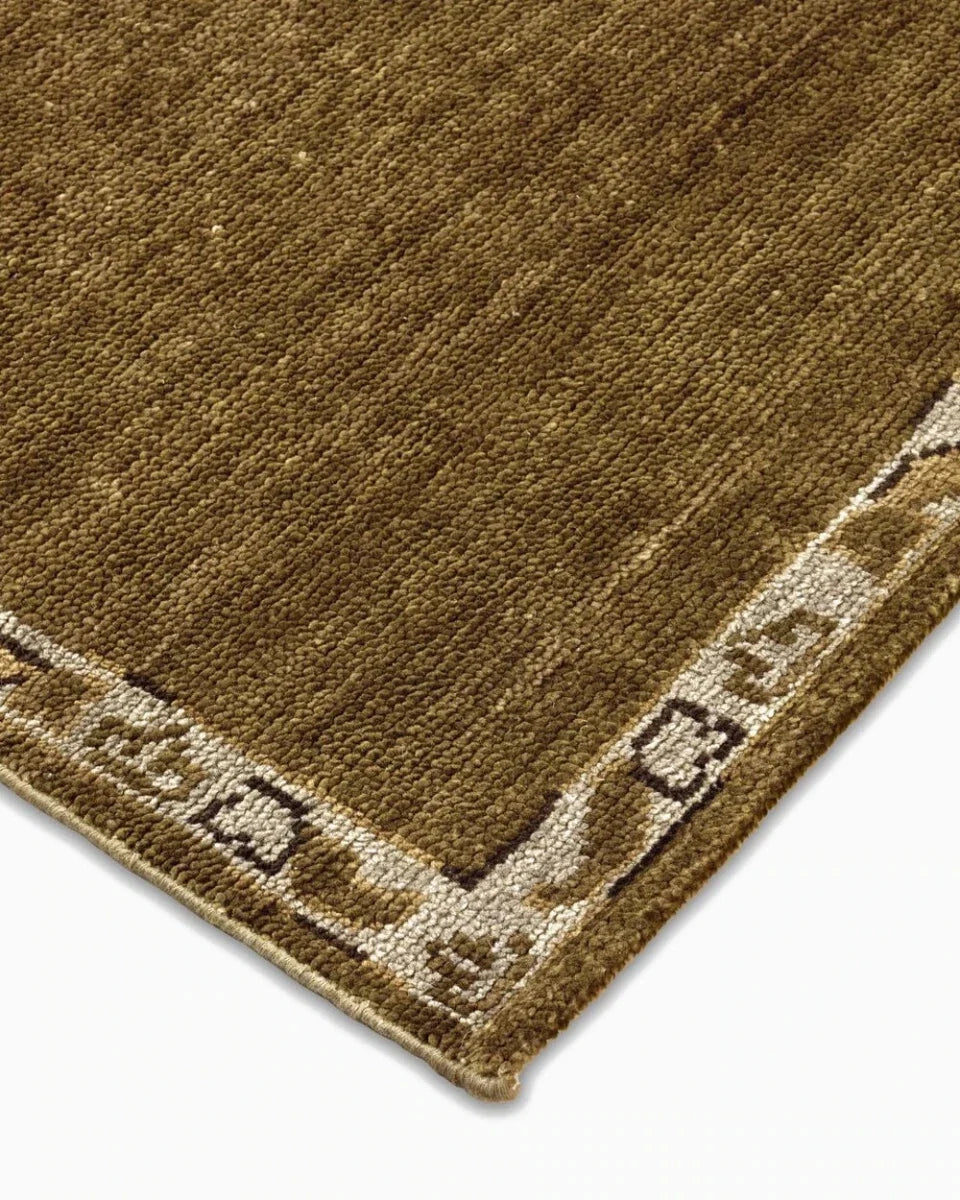 Astana Hand-Knotted Rug