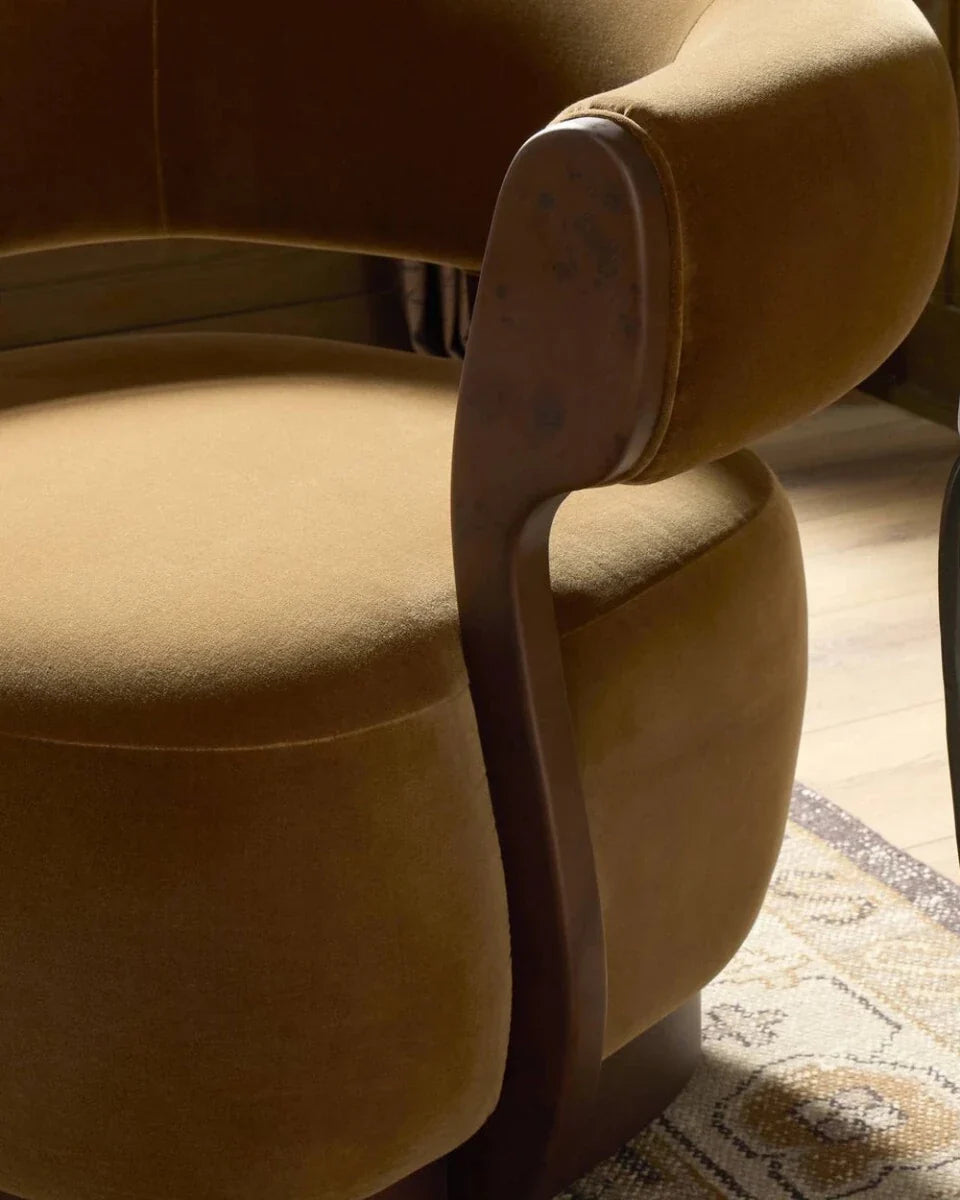 Yuri Swivel Chair