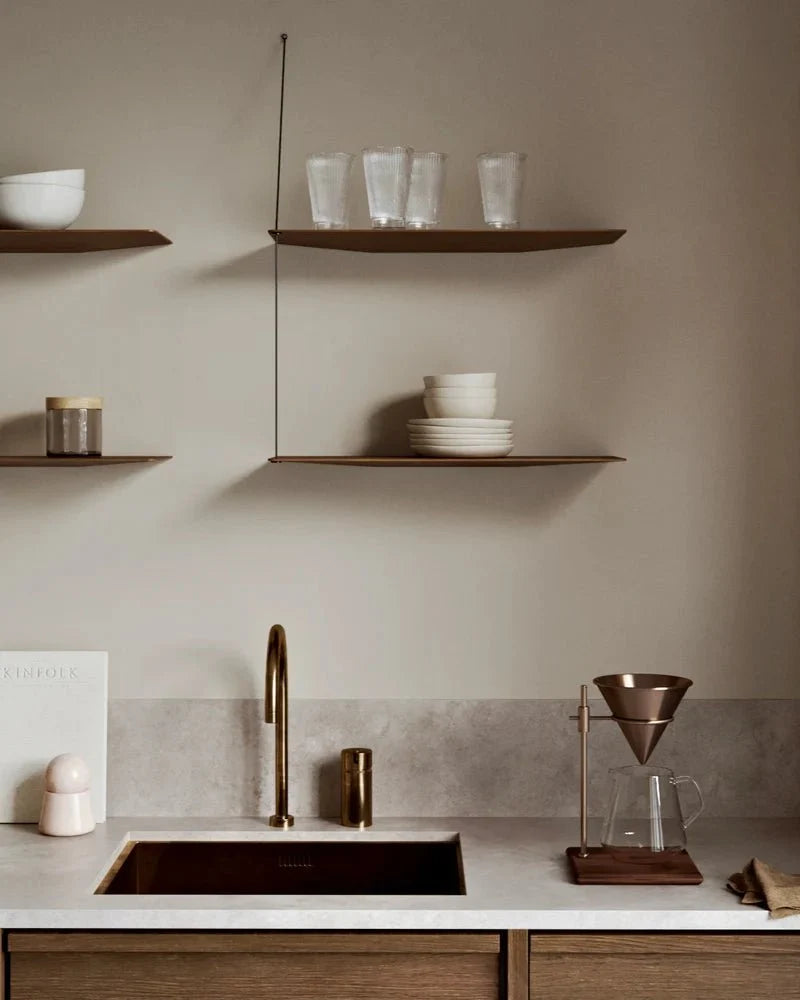Stedge Shelf