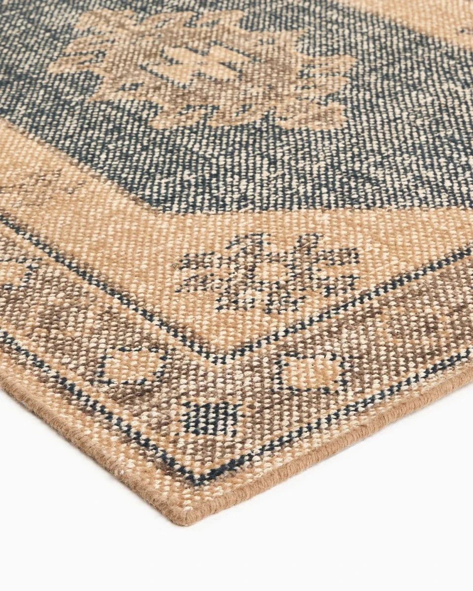Samsa Hand Knotted Runner Rug