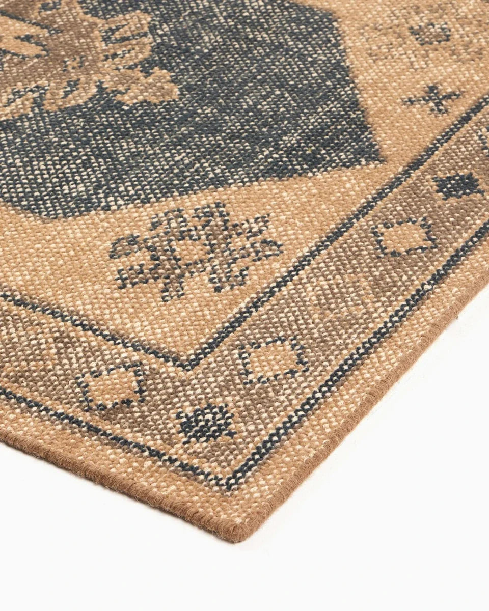 Samsa Hand Knotted Runner Rug