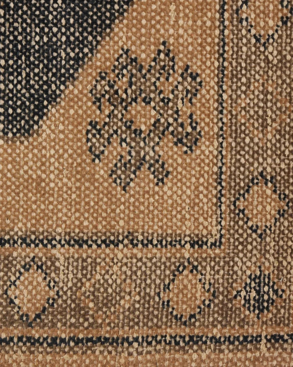 Samsa Hand Knotted Runner Rug
