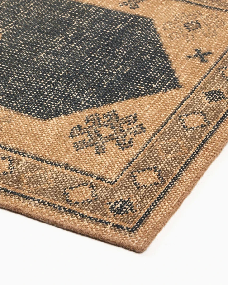 Samsa Hand Knotted Runner Rug