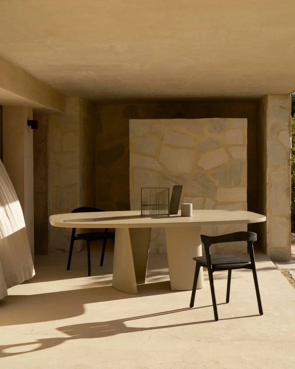 Canyon Outdoor Dining Table