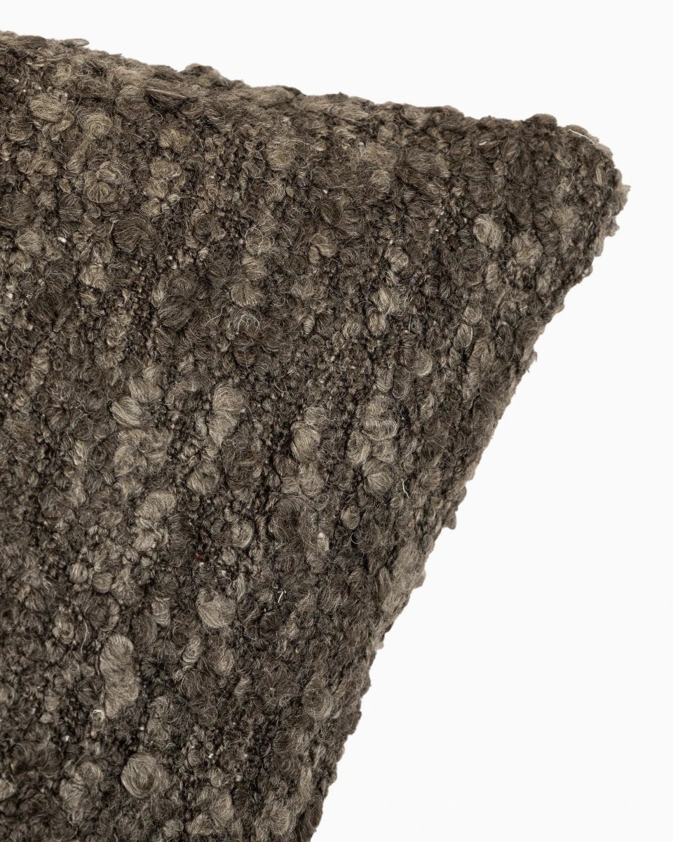 Mirelle Pillow