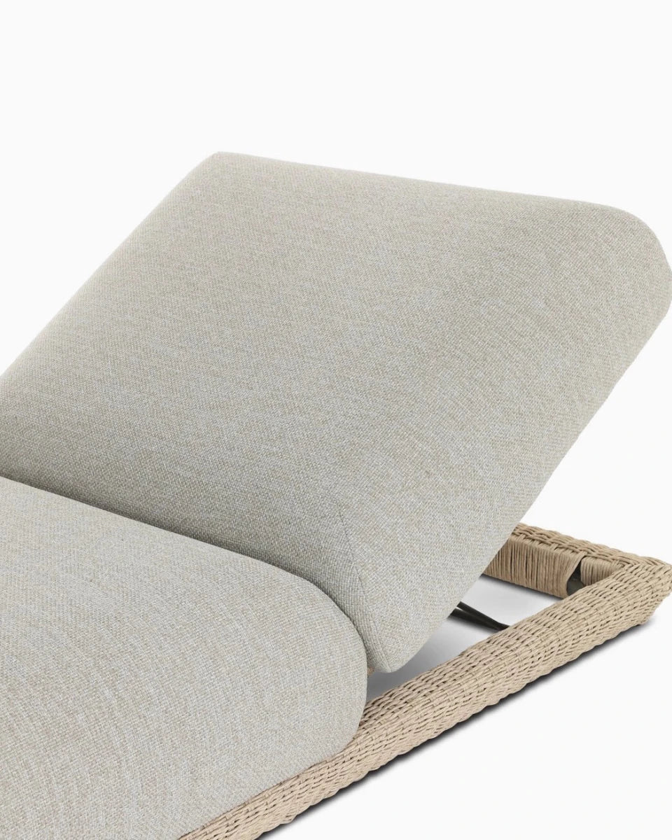 Evander Outdoor Chaise