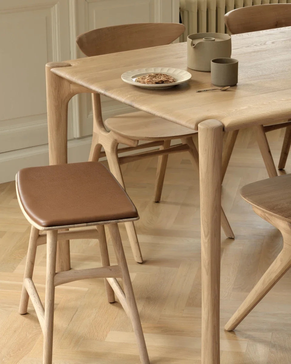 PI Dining Table