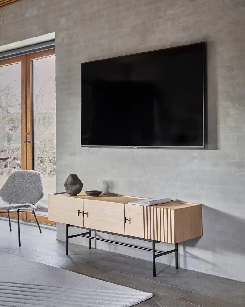 Array Sideboard