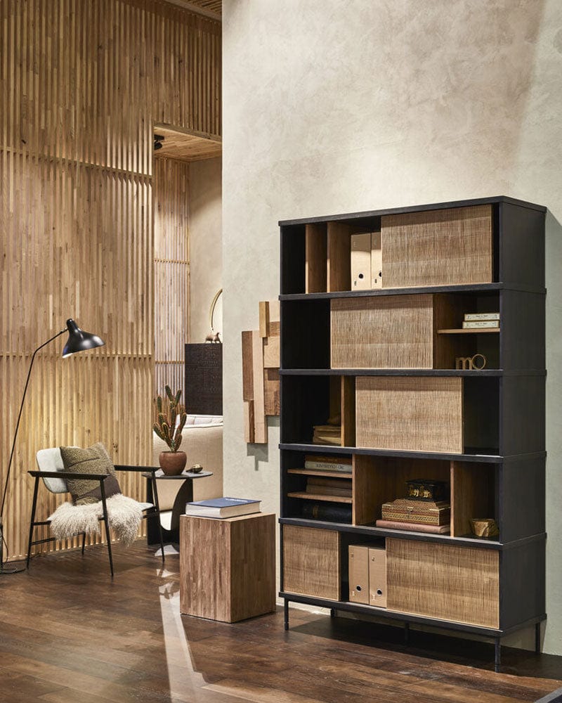 Oscar Bookshelf