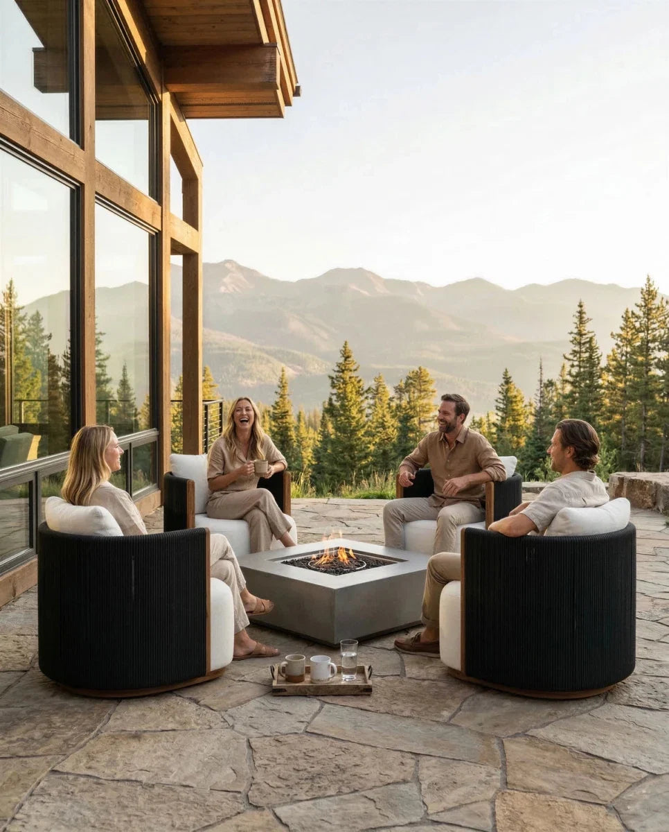 Outdoor Spruce Swivel Lounge Chair