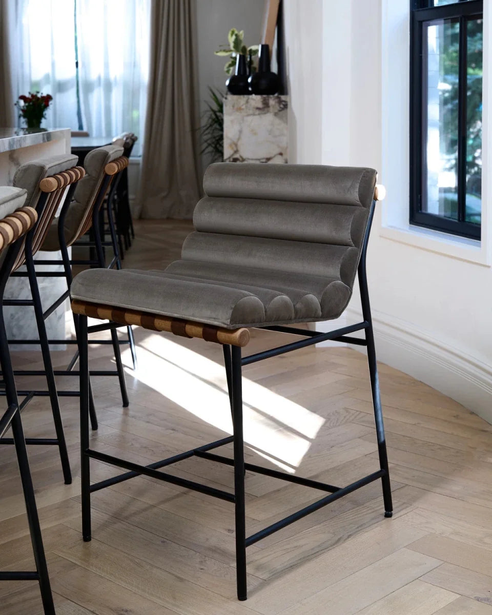 Vail Counter & Bar Stool